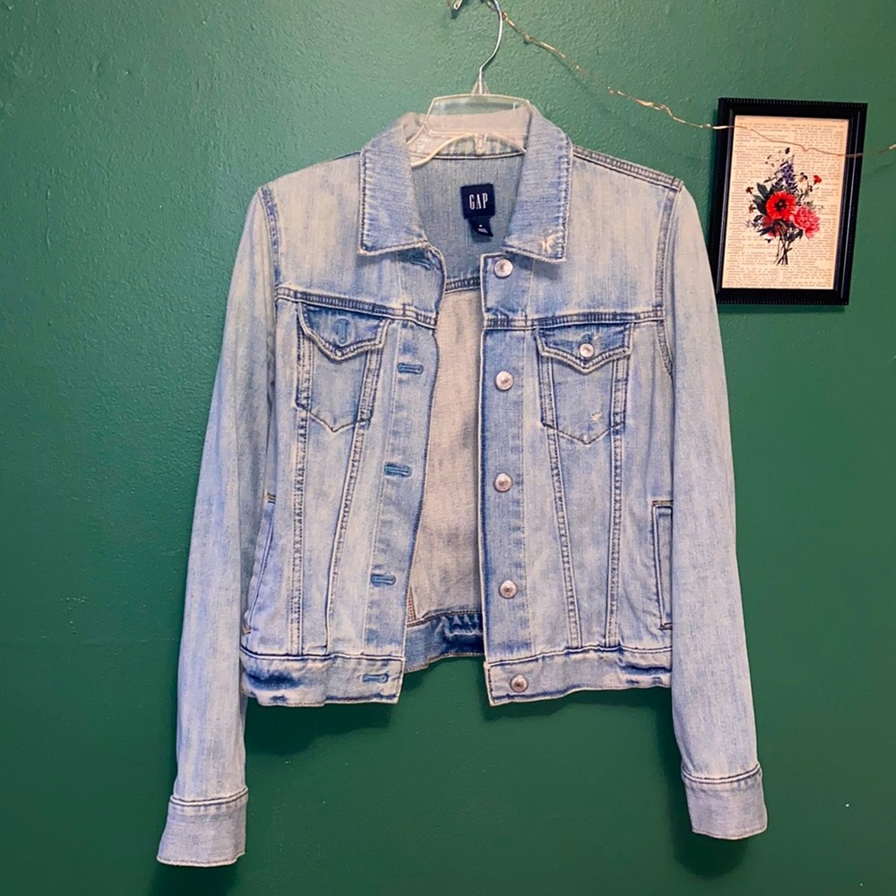 Distressed Gap Jean Jacket